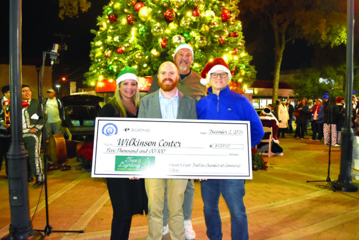 Center benefits from chamber holiday party